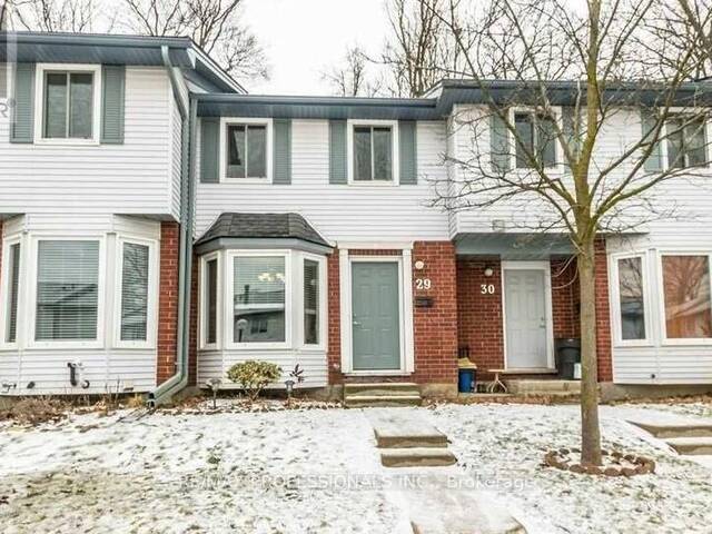 29 - 219 KINGSWOOD DRIVE Kitchener Ontario