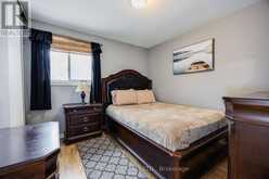 UPPER - 52 LOWE BOULEVARD Newmarket