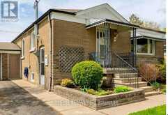 BSMT - 4 HOLLINGWORTH DRIVE Toronto