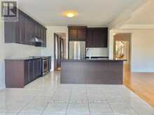 15 GOLDENEYE DRIVE East Gwillimbury