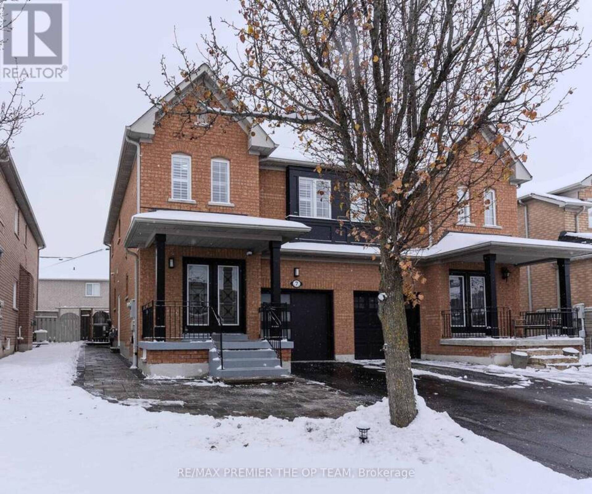 7 KINGLY CREST WAY Vaughan