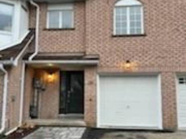 28 ROYAL CEDAR COURT East Gwillimbury Ontario