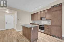 407 - 9075 JANE STREET Vaughan