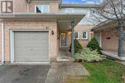 37 SPRUCELANDS AVENUE Brampton