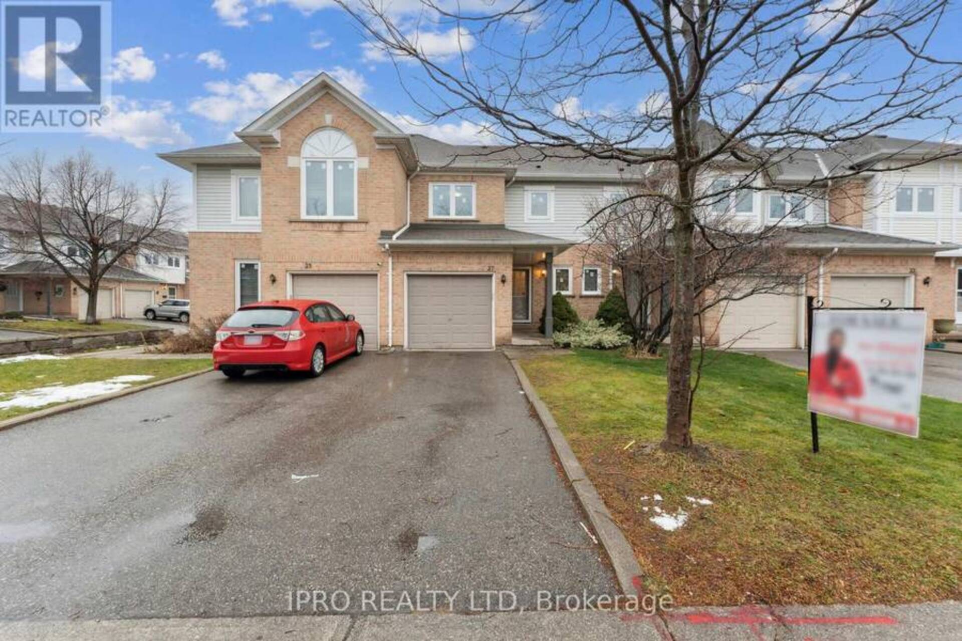 37 SPRUCELANDS AVENUE Brampton