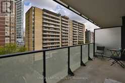 406 - 185 ROEHAMPTON AVENUE Toronto