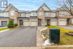 151 COURTLAND CRESCENT East Gwillimbury