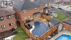 35 CHESTER CRESCENT Halton Hills