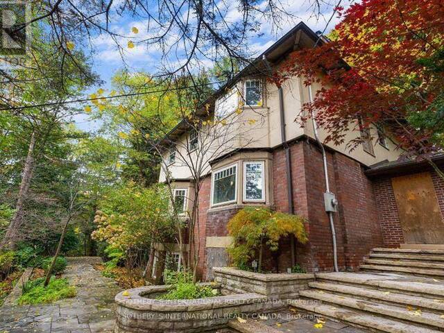 56 ROXBOROUGH DRIVE Toronto Ontario