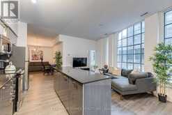 203 - 832 BAY STREET Toronto