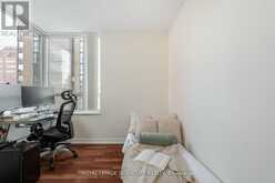 610 - 285 ENFIELD PLACE Mississauga