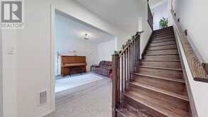 120 HUGUENOT ROAD Oakville