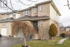 33 VESELI COURT Bradford/West Gwillimbury