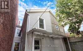 243 LIPPINCOTT STREET Toronto