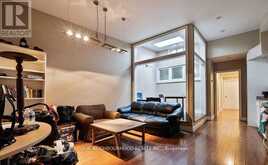 243 LIPPINCOTT STREET Toronto