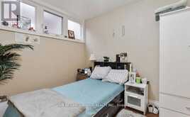 243 LIPPINCOTT STREET Toronto