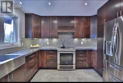 1608 SHERWOOD FORREST CIRCLE Mississauga