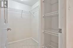 820 - 230 QUEENS QUAY W Toronto