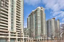 820 - 230 QUEENS QUAY W Toronto