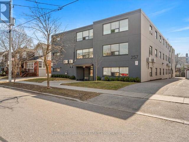 101 - 257 TORRENS AVENUE Toronto Ontario