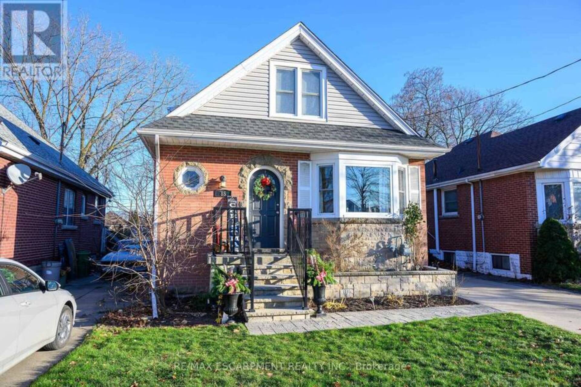 85 BARONS AVENUE S Hamilton