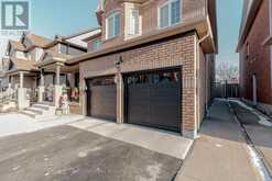 14 MASTERS GREEN CRESCENT Brampton