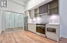 112 - 405 DUNDAS Street W Oakville