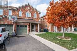 37 HOLLINGSWORTH CIRCLE Brampton