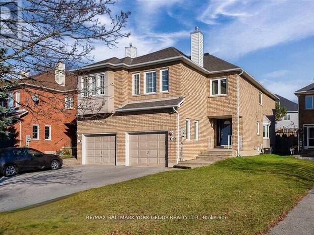 22 WIDDIFIELD AVENUE Newmarket Ontario