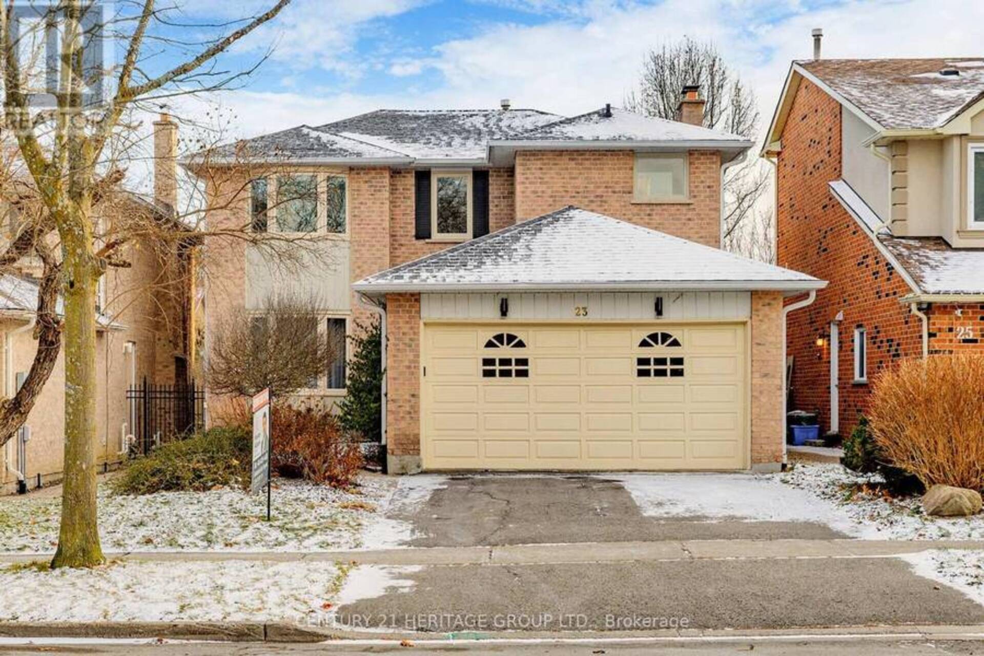 23 GILBANK DRIVE Aurora