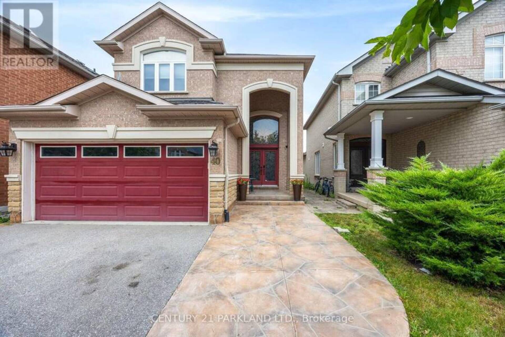 40 LADY FERN DRIVE Markham