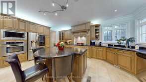 7 DEER RUN Uxbridge