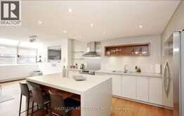 304 - 160 BEDFORD ROAD Toronto