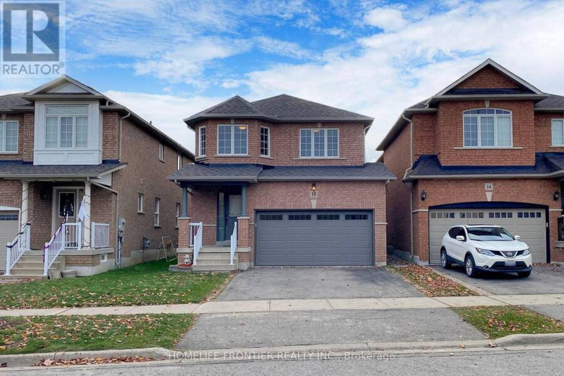 10 DELATTAYE AVENUE Aurora