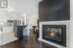 8 RUFFLE LANE Richmond Hill