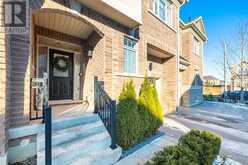 8 RUFFLE LANE Richmond Hill