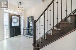 8 RUFFLE LANE Richmond Hill