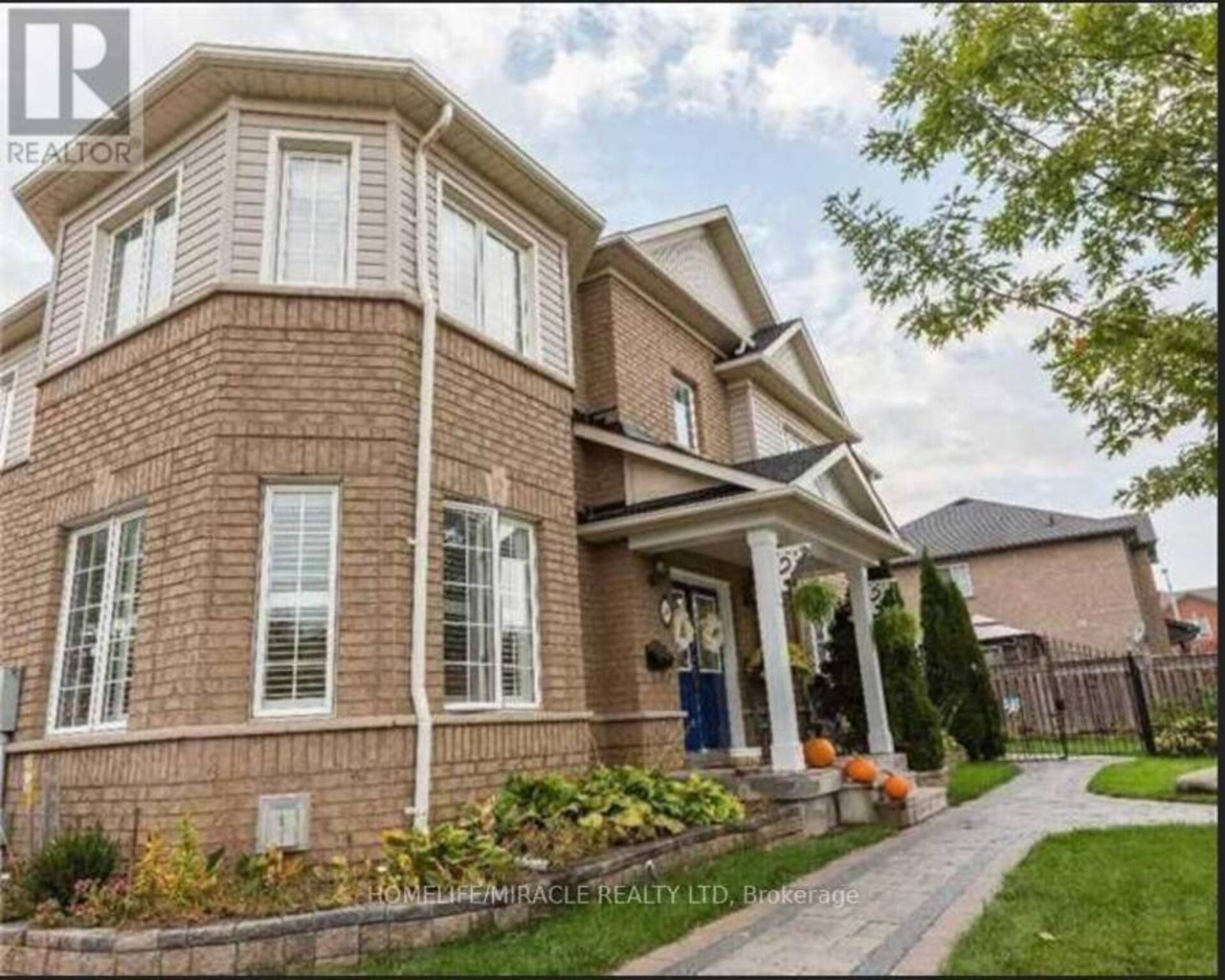 98 WORTHINGTON AVENUE Brampton