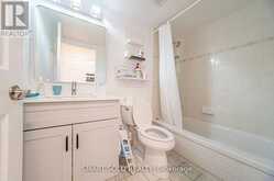 PH210 - 256 DORIS AVENUE Toronto