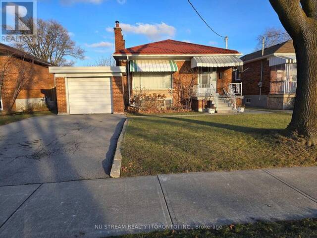 25 HEATHERGLEN ROAD W Toronto Ontario