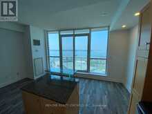 1409 - 218 QUEENS QUAY W Toronto