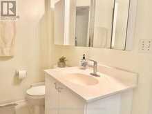 22 BDRM - 10 COX BOULEVARD Markham