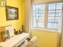 22 BDRM - 10 COX BOULEVARD Markham