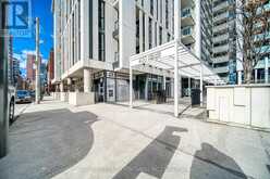 822 - 400 ADELAIDE STREET E Toronto