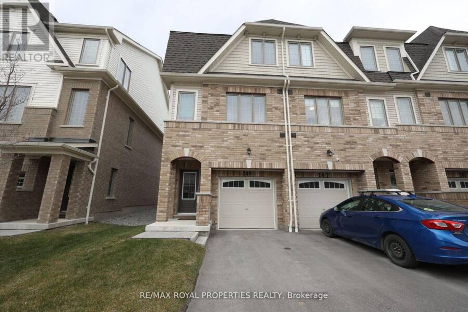 249 DANZATORE PATH Oshawa