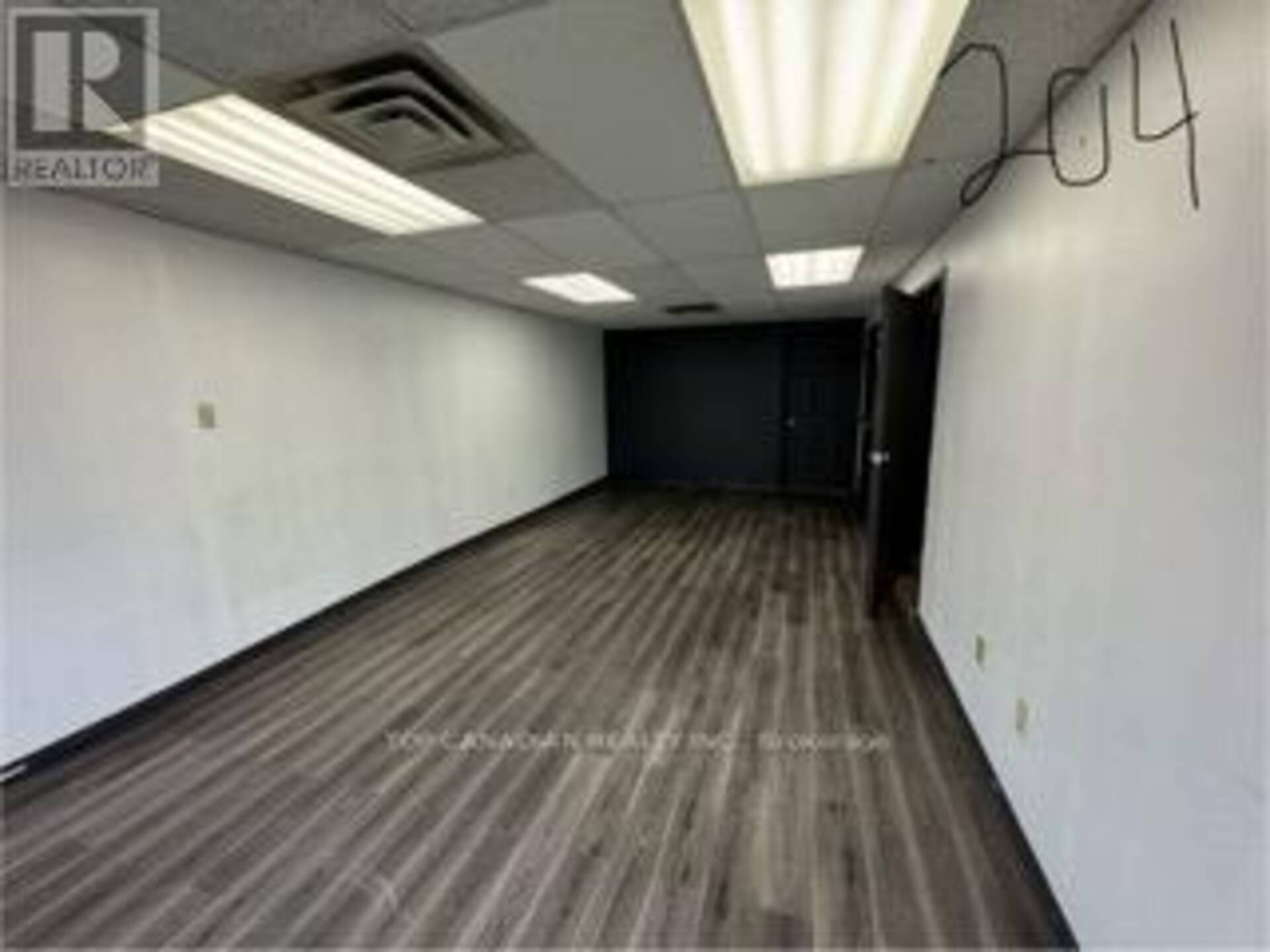 202 - 116 MANVILLE ROAD Toronto