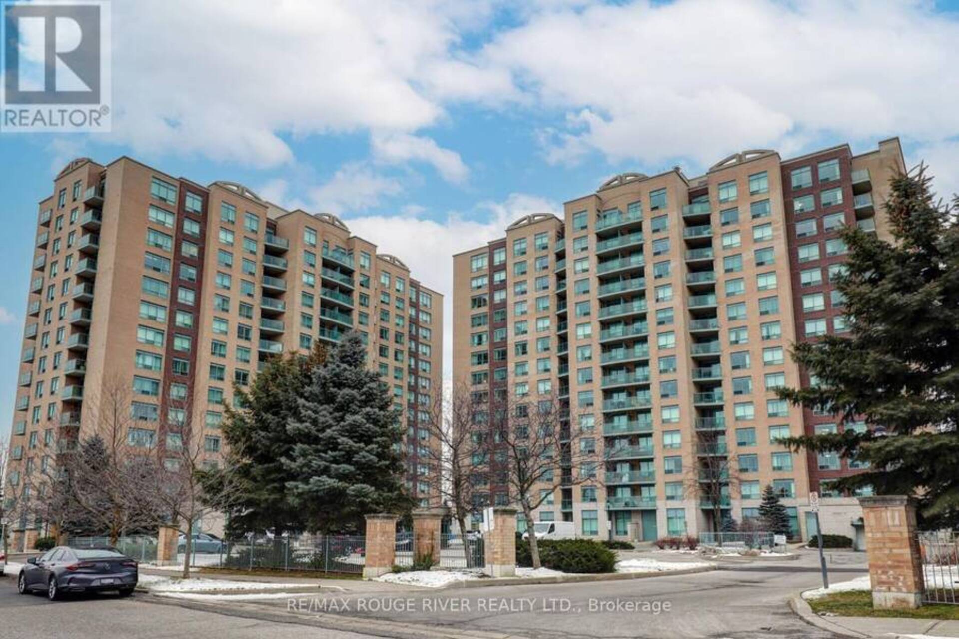 1008 - 11 ONEIDA CRESCENT Richmond Hill