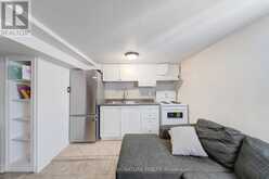 5 ELWARD BOULEVARD Toronto