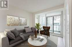 2907 - 33 BAY STREET Toronto