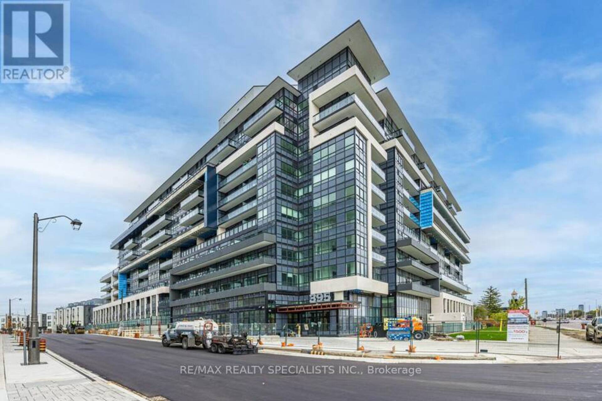 311 - 395 DUNDAS STREET W Oakville